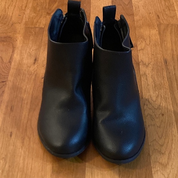 torrid Shoes - Torrid Black and White Apparel